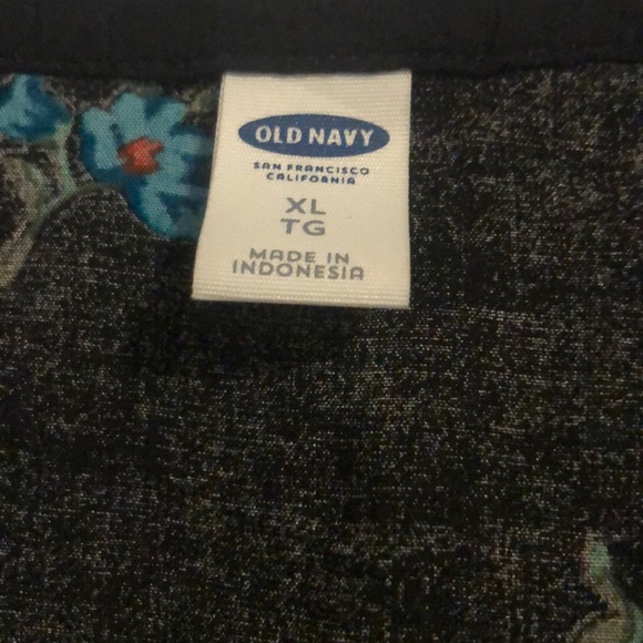 Bell sleeve blouse - Picture 3 of 3